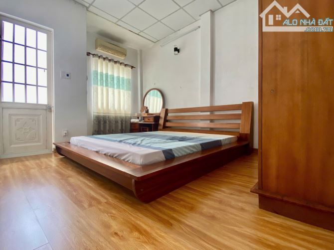 Bán nhà 2 tầng 3,49 tỷ kiệt đường Lê Duẩn - 4