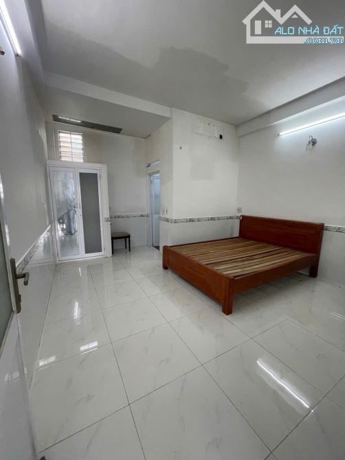 Bán nhà 2 tầng, Đường số 17, Quận 7. DT 75m2, 3PN, Dòng tiền khủng. Nhỉnh 5 tỷ - 7