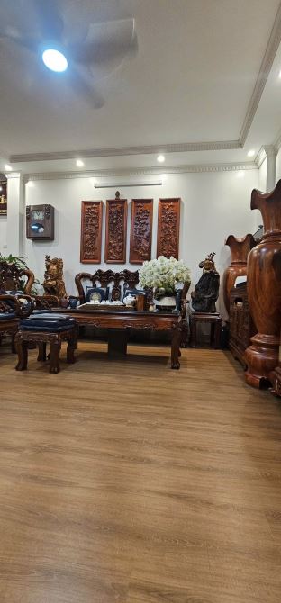 LƯƠNG SỬ C, 45m2, 5 Tầng, 8m Mặt Tiền. GIÁ THƯƠNG LƯỢNG 9.99 TỶ - 7