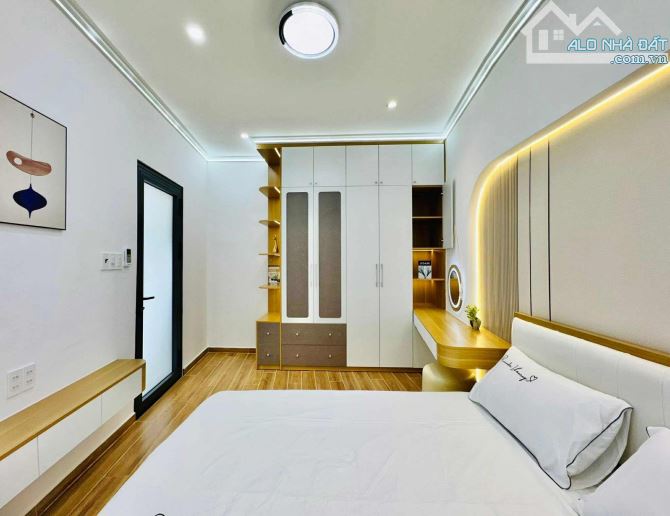 SIÊU PHẨM SÂN VƯỜN NGHỈ DƯỠNG PHÚ NHUẬN • FULL NỘI THẤT • 90m2 • NGANG LỚN 10m • HỒ CÁ - 7