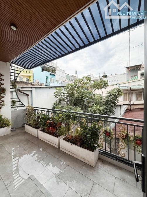 SIÊU PHẨM SÂN VƯỜN - THÍCH QUÃNG ĐỨC, PN – FULL NT – NGANG KHỦNG 9.8 – 90M² - CHỈ 7.4 TỶ - 8