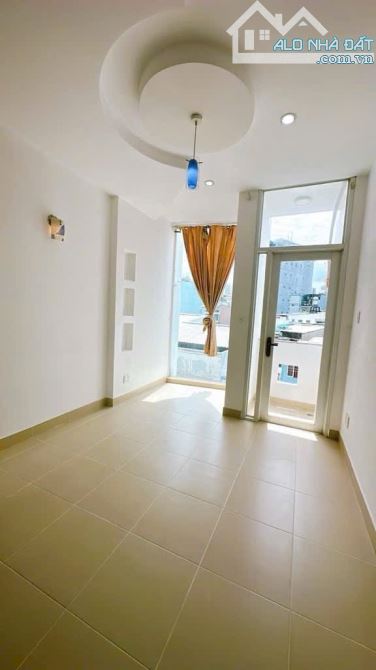 BÁN NHÀ Q4 CHDV 6 TẤM ĐÚC HÌNH THẬT VỊ TRÍ 1/ NGUYỄN KHOÁI GIÁ 6TỈ 750 GIÁP Q1 KDC HẺM 3M - 8