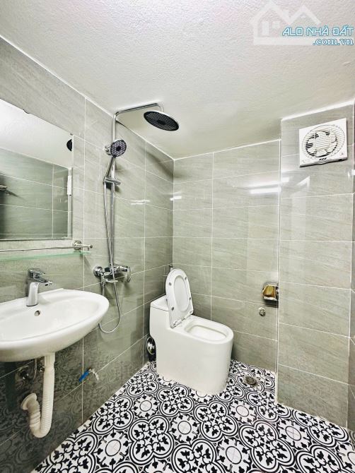 NHÀ ĐẸP, MỚI TRẦN QUỐC VƯỢNG – 41M² – 5 TẦNG – MT 3.3M – NGÕ RỘNG THOÁNG – 9.65 TỶ - 8