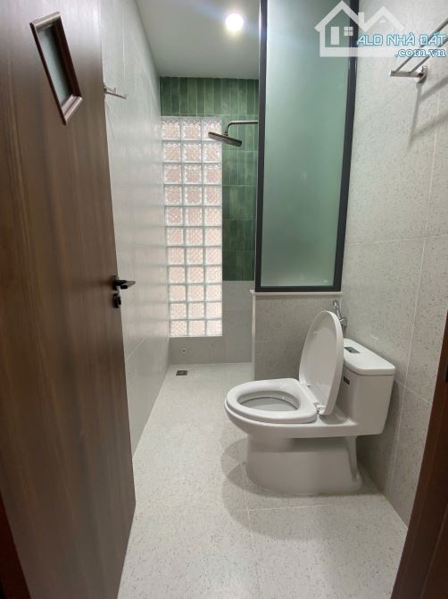 BÁN NHÀ 4 TẦNG MỚI 100%,KHU PHÂN LÔ ĐƯỜNG 6M,XE HƠI TẬN NHÀ,TRƯỜNG THẠNH, THỦ ĐỨC,CHỈ 4.95 - 8
