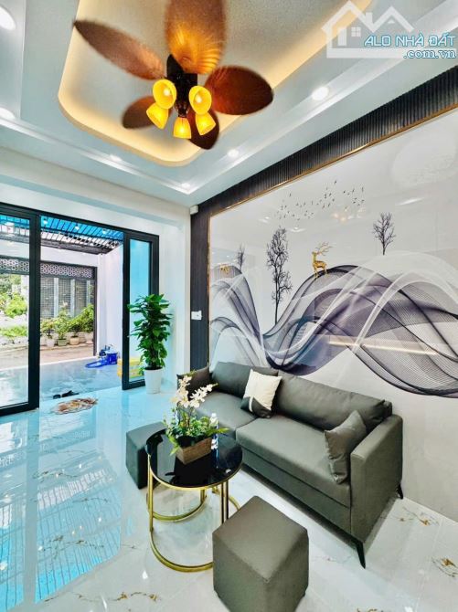 CĂN GÓC 3 TẦNG FULL NỘI THẤT - 68m2 HẺM XE TẢI THÔNG - 7.4 TỶ - 9