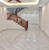 Giá cực tốt dân xây Kiến hưng chỉ 5.2 tỷ nhà 35m ở rộng cực sướng + Vài bước chân tới chợ