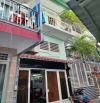 NHÀ ĐẸP, VỢ CHỒNG SON, CON NHỎ AN TÂM BV NHI ĐỒNG 1. HƠN 4 TỶ, 3 TẦNG, HẺM 3M.