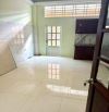 CẦN CHUYỂN NHƯỢNG LẠI CĂN NHÀ 1 TRỆT 2 LẦU MẶT TIỀN ĐƯỜNG NHỰA 6M ĐỐI DIỆ