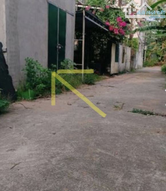 ĐẤT ĐẸP bán GẤP 74m - 4,8 tỷ - SDCC - phố Tình Quang - Long Biên - 4