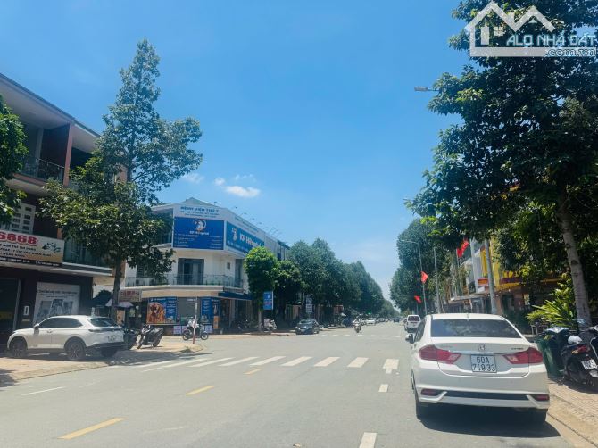 CẶP NHÀ LIỀN KỀ KDC D2D - P. THỐNG NHẤT - 1