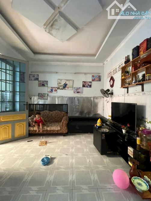 Nhà Kdc Biconsi TPHCM mới dt 150m2 ngang 6m sổ riêng