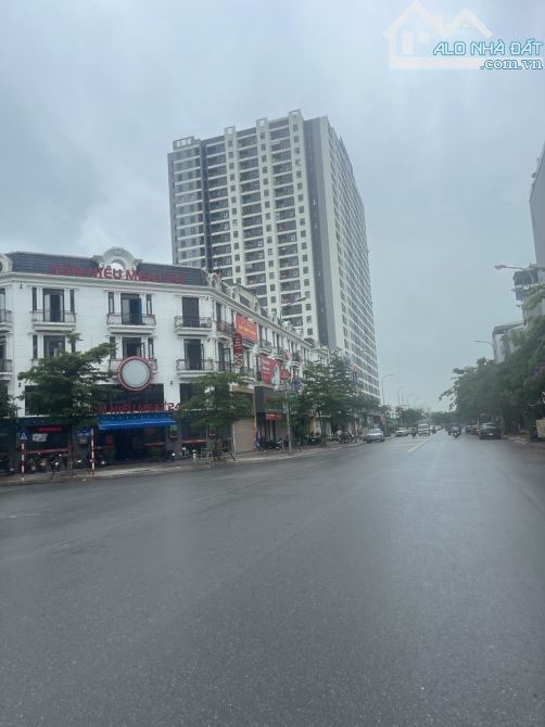 LÕI GIA LÂM - THÀNH TRUNG - ĐẤT PHÂN LÔ - Ô TÔ TRÁNH - GIÁ 9,89 TỶ
