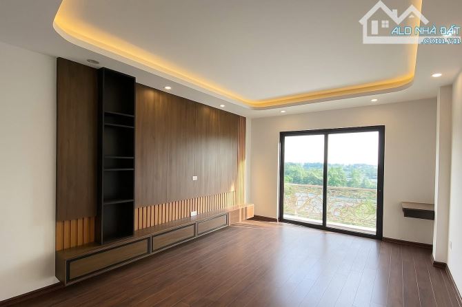 Bán nhà Aeon Long Biên 75m-3,5tầng - giá 12tỷ5