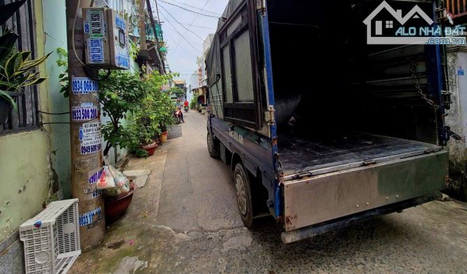 BÁN NHÀ MỚI ĐẸP SÁT BÊN TCH 05 - FULL NỘI THẤT - Q12 - GIÁ 5ty555