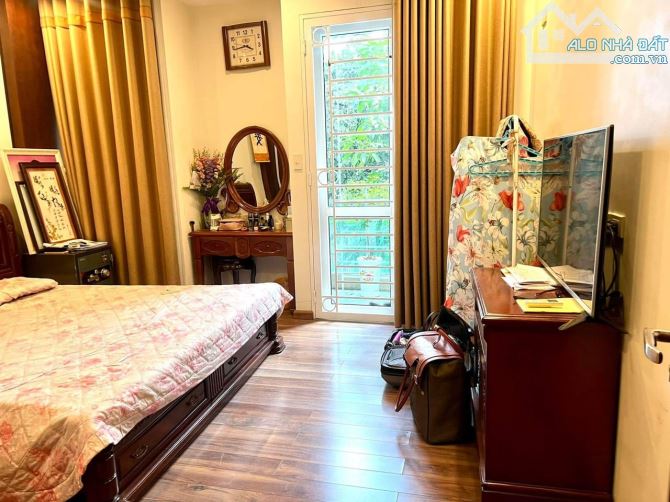 Bán nhà PL 57 LÁNG HẠ ĐỐNG ĐA 65m2x5T ĐẸP đường ô tô tránh giá 24 tỷ