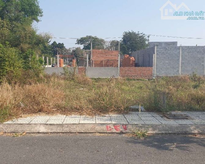 ĐẤT THỔ CƯ NGAY VÀNH ĐAI 3, ĐƯỜNG NGUYỄN THỊ MINH KHAI, SAU TRƯỜNG TIỂU HỌC. 1,2 TỶ 80M2 S