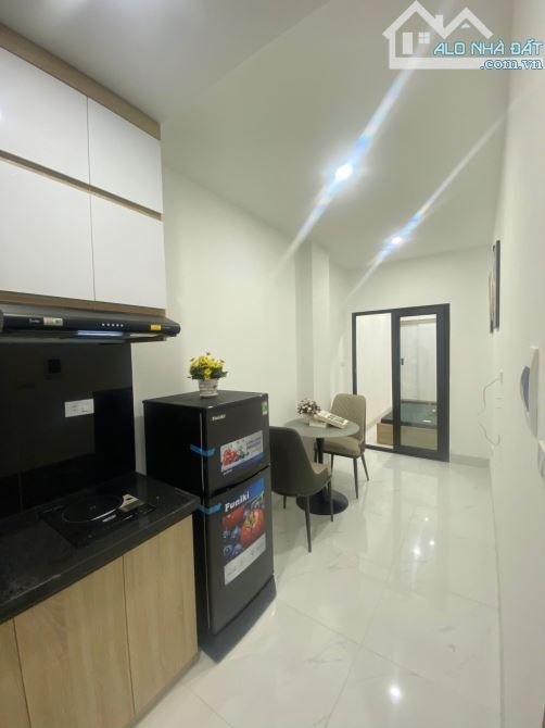 Chính chủ bán nhà dòng tiền phố Trịnh Văn Bô, 72m, 17phòng giá 19ty8