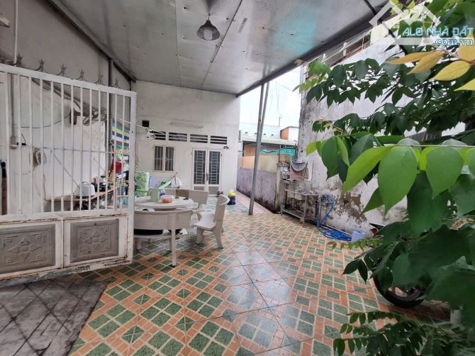 🏠🏠 GIẢM 200TR CÒN 4,8 TỶ  -GIÁ RẺ NHẤT KHU VỰC HIỆP PHÚ - HẺM XE 4 CHỖ - 125 M2 CÔNG NHẬ