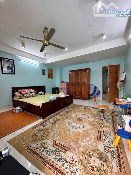 Bán nhà Vương Thừa Vũ, Thanh Xuân, 93m2, 4 tầng, mt 5m, giá 21 tỷ.