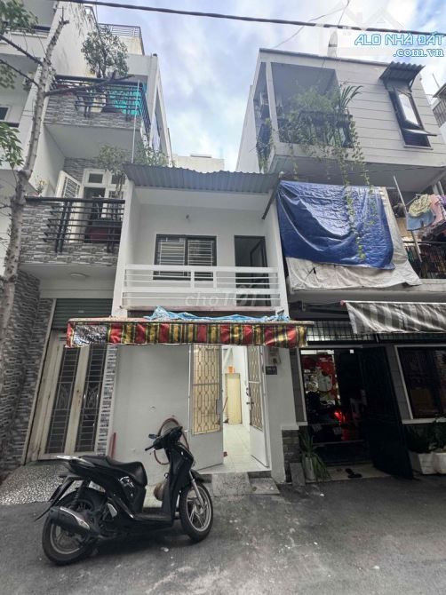 Nhà HXT 1/ Lý Thường Kiệt, P.14, Quận 10 | 3 x 9 | Trệt 1 Lầu | 1PN 1WC | Giá 8,5tr