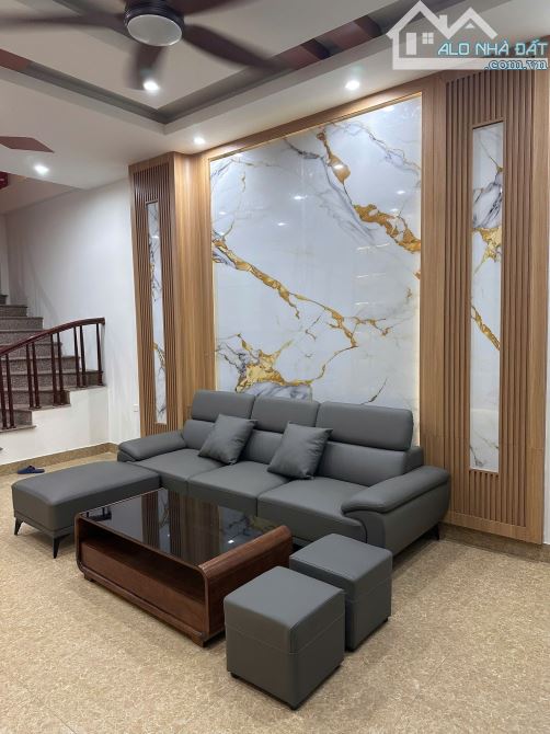 BÁN NHÀ VŨ TÔNG PHAN – THANH XUÂN, RẤT GẦN PHỐ, LÔ GÓC NỞ HẬU, 5 TẦNG TẶNG NỘI THẤT.
