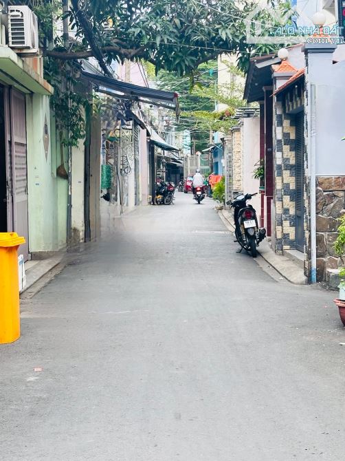 🚗🏡 HẺM XE HƠI-P3 TÂN BÌNH-50M2 - 4TẦNG ĐÚC - GẦN MẶT TIỀN TRƯỜNG SA - CHỈ 8,5TỶ-HC ĐỦ.