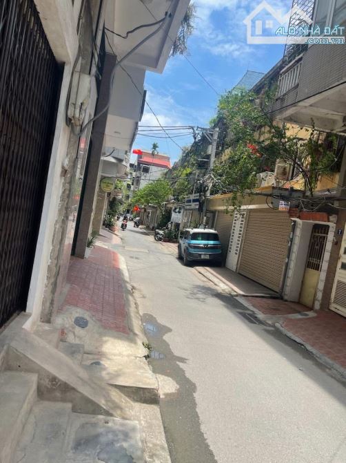 Bán nhà 2 mặt ngõ phố Phương Mai, Đống Đa 88m MT5,7 Vỉa hè View hồ Tặng GPXD 9T