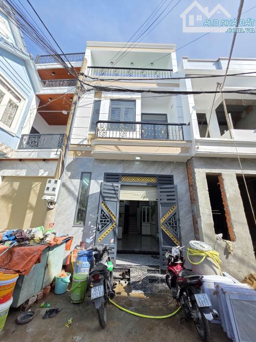 Bán nhà mới 1T1L 4.6x12.5m hoàn công, hẻm Hoàng Minh Chánh p. Hóa An