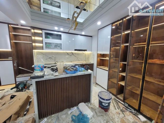 Bán nhà Trường Chinh, sát mặt phố 41m 6 tầng thang máy mới, ngõ nông rộng đẹp chỉ 11.5 tỷ
