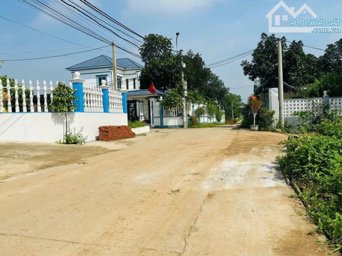 Bán đất giãn dân khu Cà Cà gần sân Golf đồng mô tại Sơn Đông. Giá đầu tư