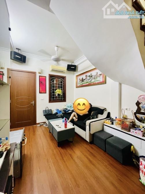B.ÁN nhà Đội Cấn 36 m2/ 3 tầng/ 2 ngủ đủ công năng, 9.5 tỷ TL.  NHÀ DÂN - NGÕ THÔNG