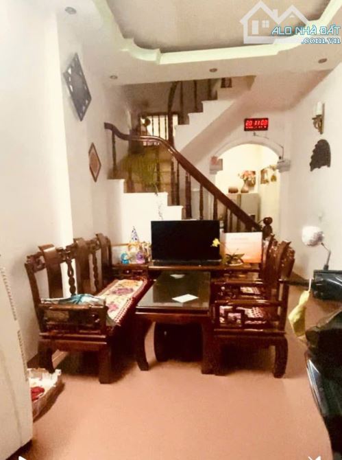 Cho thuê nhà nguyên căn Lĩnh Nam - Hoàng MaI - 45m x 4T - 4 ngủ - full nội thất