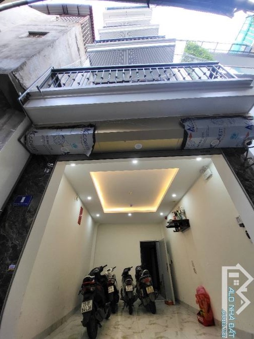 Bán nhà dòng tiền Nguyễn An Ninh, 55m, 13.2 Tỷ, 5 tầng thang máy, gần ô tô, PCCC đủ