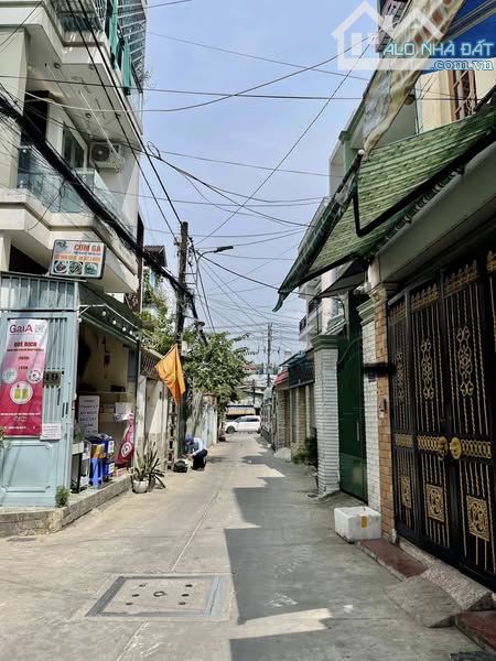 BÁN NHÀ 1 LẦU MỚI 4X14M2  HẺM 4M KHUÔN VIỆT CÁCH MT ĐƯỜNG 10M  GIÁ CHỈ 4.9 TỶ