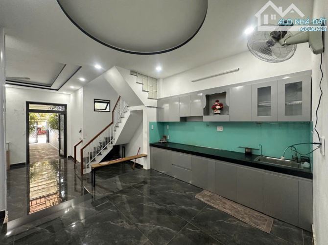 🏡 BÁN GẤP – NHÀ 2 TẦNG MẶT TIỀN TRẦN CAO VÂN – GIÁ SIÊU RẺ! 🏡