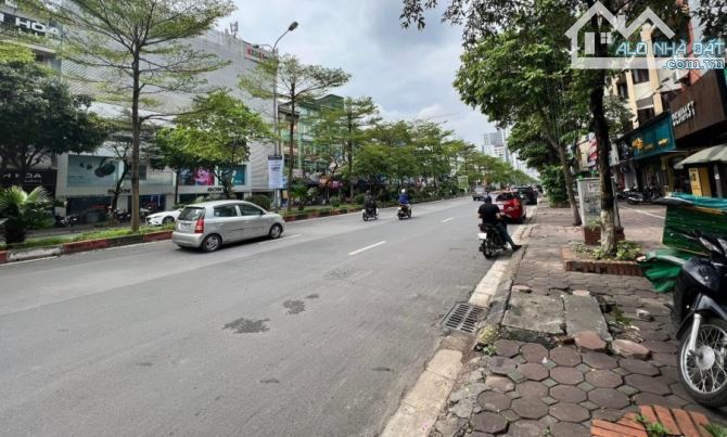 BUILDING 8 TẦNG + HẦM – MẶT NGÕ PHỐ TRẦN THÁI TÔNG – 130M² – MT 8,1M – 89 TỶ – DÒNG TIỀN