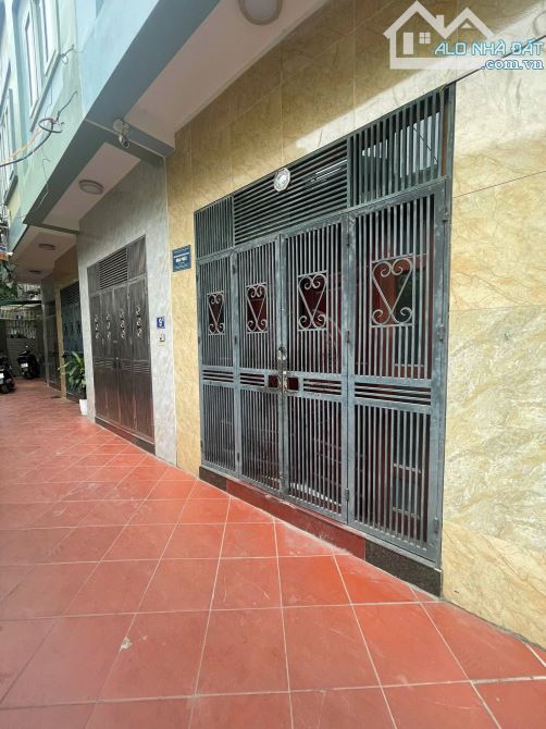 Bán nhà Đinh Công Hoàng Mai, ngõ nông rộng, 2 thoáng, 37m2, 4 Tầng giá 7.15 tỷ