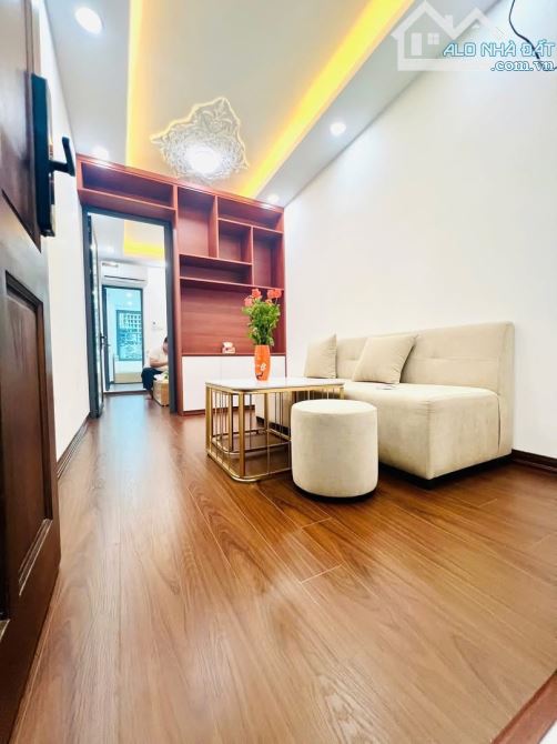 Phố Cổ - Hàng Hiếm - Tập Thể Hàng Bún - Ba Đình - Dt:60m2/2PN*nhỉnh 3 tỷ