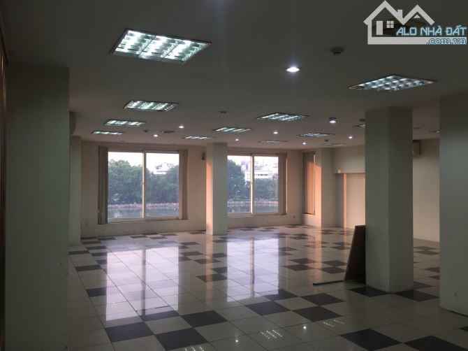 Cho thuê mbkd tầng 1 phố nguyễn khang,cầu giấy,hà nội,dtsd 200m2,thông sàn, giá 70tr/tháng