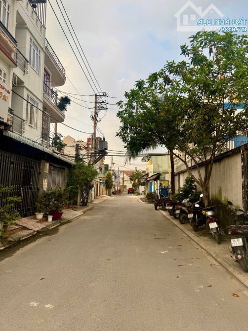 ĐẤT THỔ CƯ MẶT TIỀN đường THẠNH XUÂN 38 , phường THẠNH XUÂN, Q12, 239m2 (6,5mx37m)