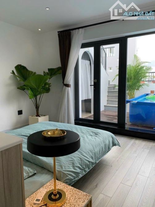 Bán CHDV cao cấp, Bùi Thị Xuân Tân Bình, 6 tầng, thang máy dòng tiền 120tr/ tháng