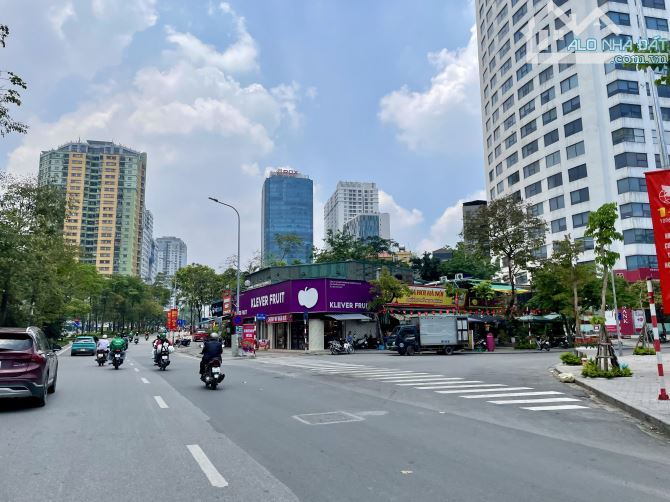🏡LÔ GÓC -NGÕ THOÁNG - NHÀ ĐẸP Ở LUÔN.- GẦN PHỐ - Ô TÔ TRÁNH-NGUYỄN CHÍ THANH
