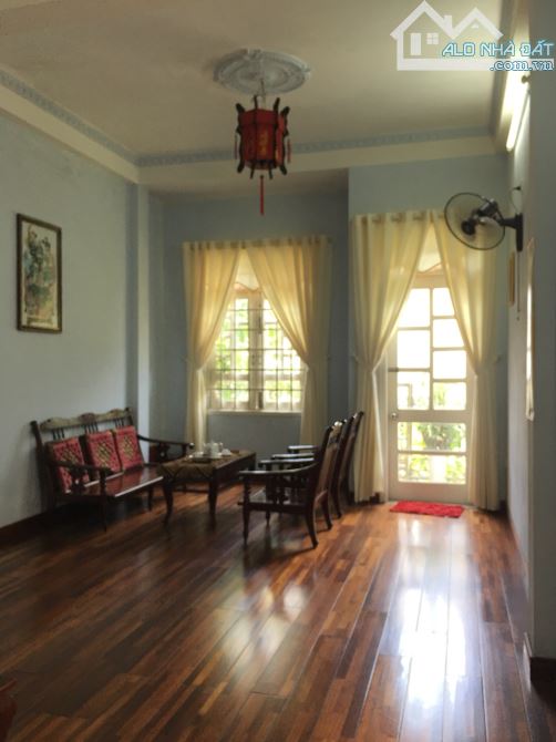 Bán nhà kiệt Nguyễn Văn Linh gần Hoàng Diệu, dt: 4,5x68m2. giá 3,5 tỷ