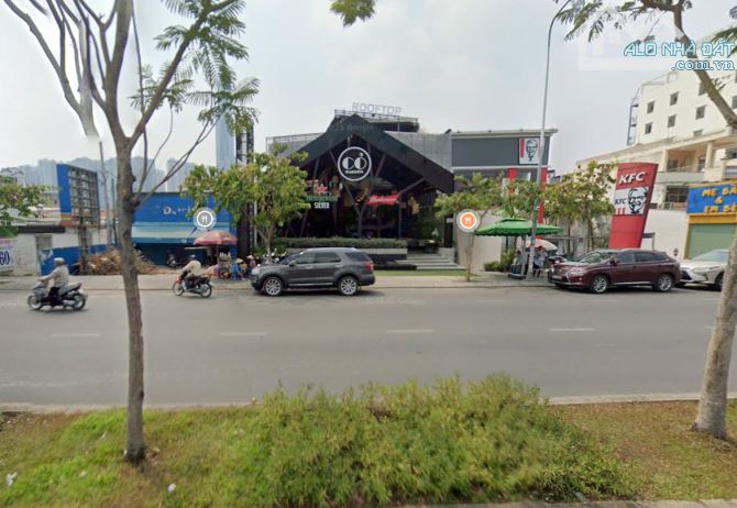 Bán khuôn đất DT LỚN, GIÁ RẺ - MT đường Trần Não, Quận 2. DT 332m2. Giá chỉ 135 tỷ TL