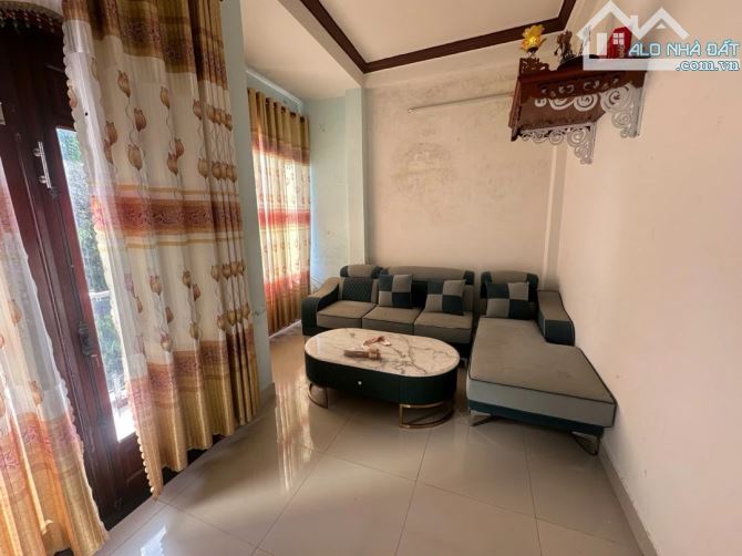 BÁN NHÀ 2 TẦNG – TÒA CĂN HỘ 14 PHÒNG NGỦ – KIỆT PHAN TỨ - 35tr/1 tháng