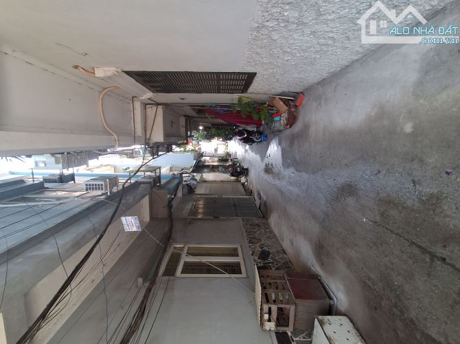 Nguyễn Khoái – Nhà mới – Ô tô qua cửa 28.2m² – 5 tầng giá nhỉnh 6 tỷ