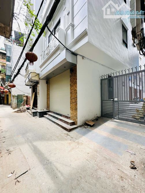Bán gấp Nhà Bùi Xương Trạch phân lô ngõ thông rộng đẹp 32m 6 tầng thang máy full nội thất