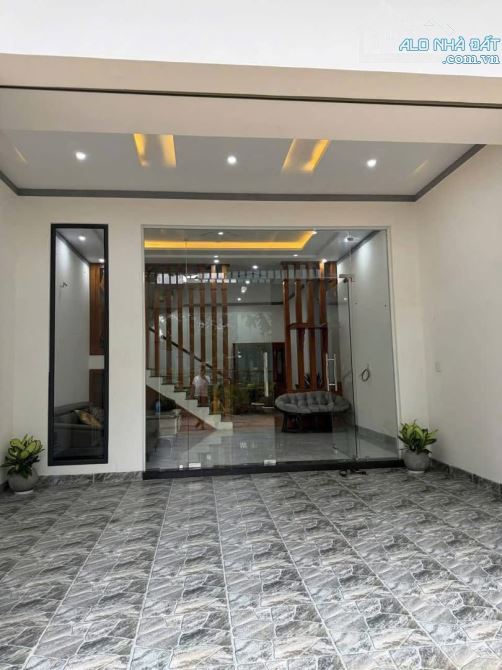 🌟🌟 Bán nhà Hẻm Cao Đạt - NGAY CẠNH SIÊU THỊ COOPMART ‼️