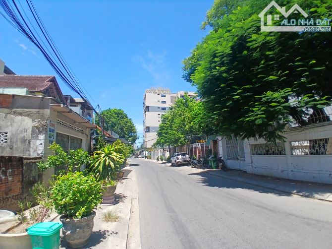 BÁN ĐẤT BÀ HUYỆN THANH QUAN (NGANG 10M) - TRỤC THÔNG RA BIỂN