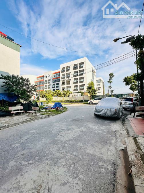 BÁN NHÀ 7 TẦNG 41 m2 Gần VÀNH ĐAI 3.5,METRO NHỔN, VỈA HÈ, Đối diện Phennikaa 11.6 TỶ